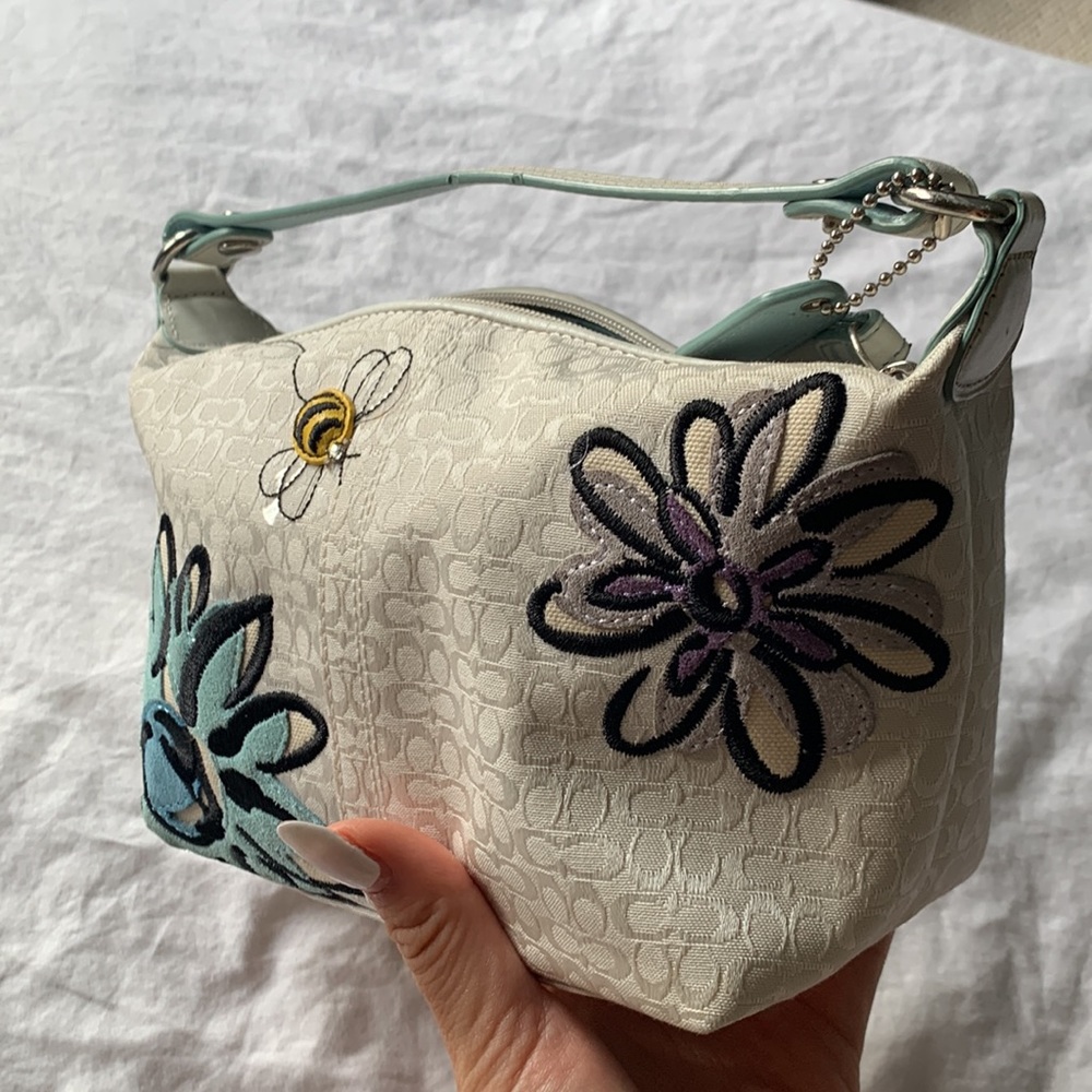 Floral COACH Handbag - “Vintage” Design
